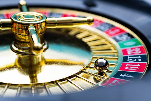 Dual-camera HD broadcast setup for Lucky Twins blackjack table
